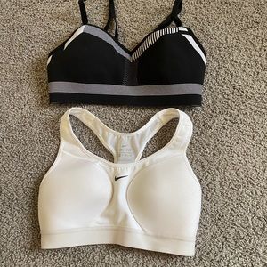 2 Nike Sport Bras XS